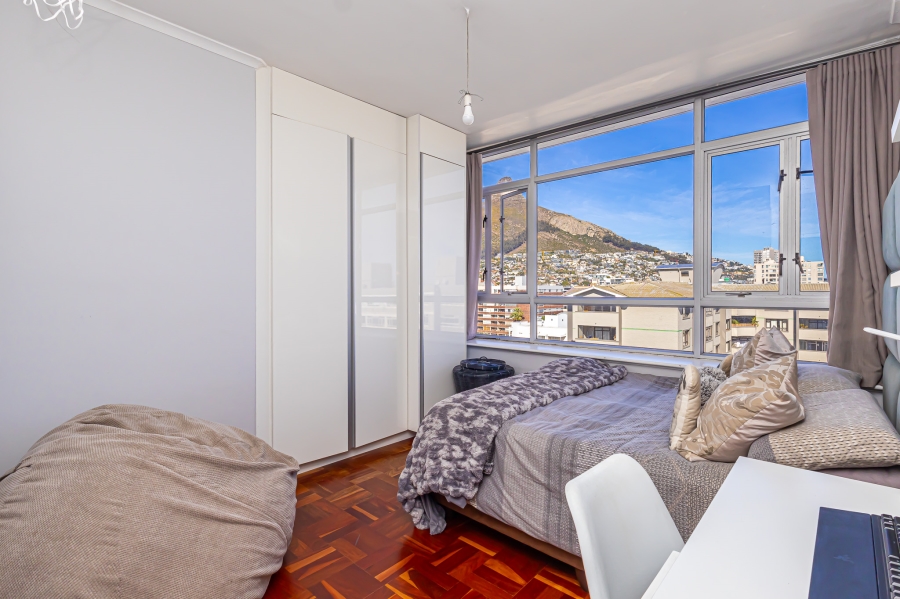 To Let 3 Bedroom Property for Rent in Sea Point Western Cape